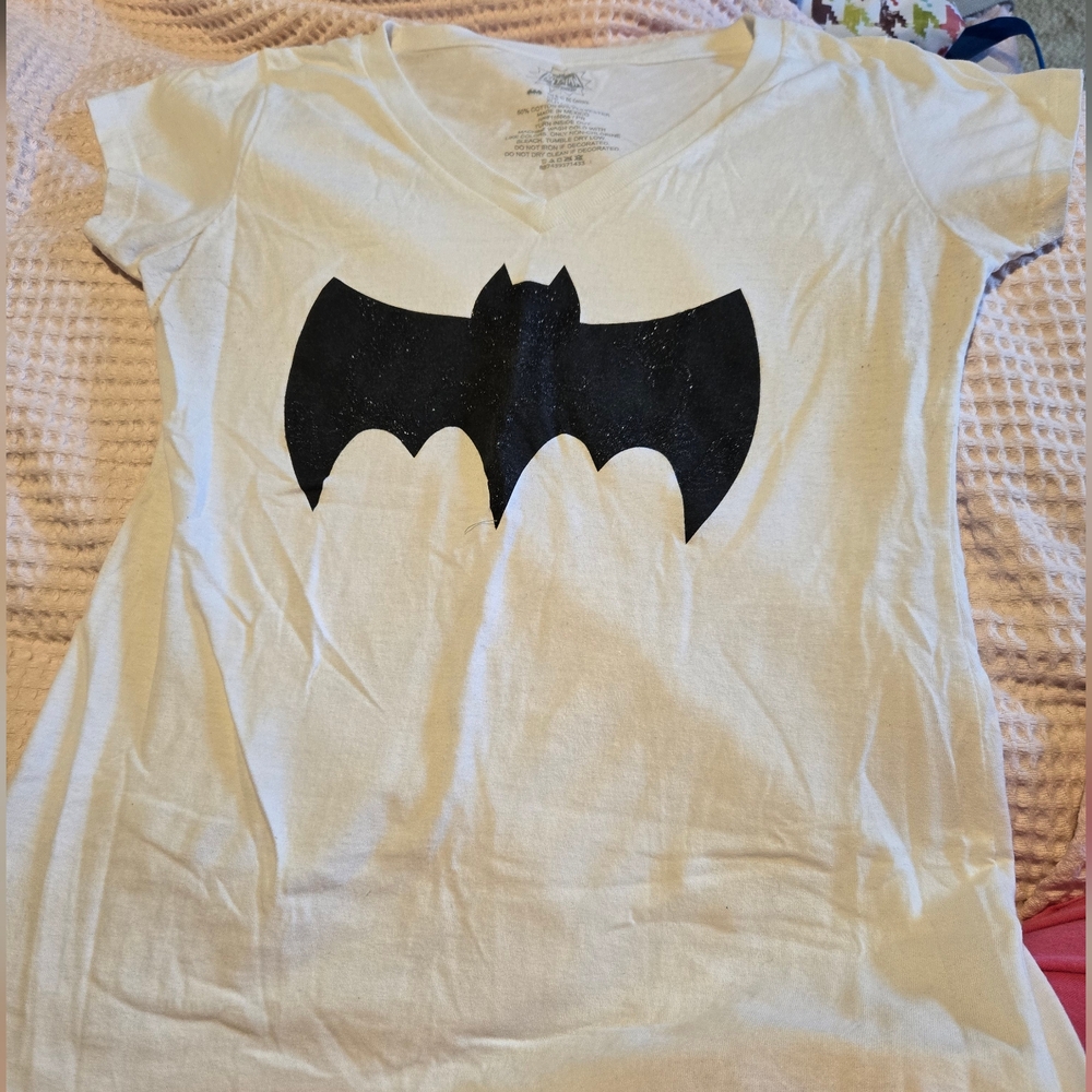 BATMAN DC Comics White Women's T-shirt Black glittery Bat Size XL